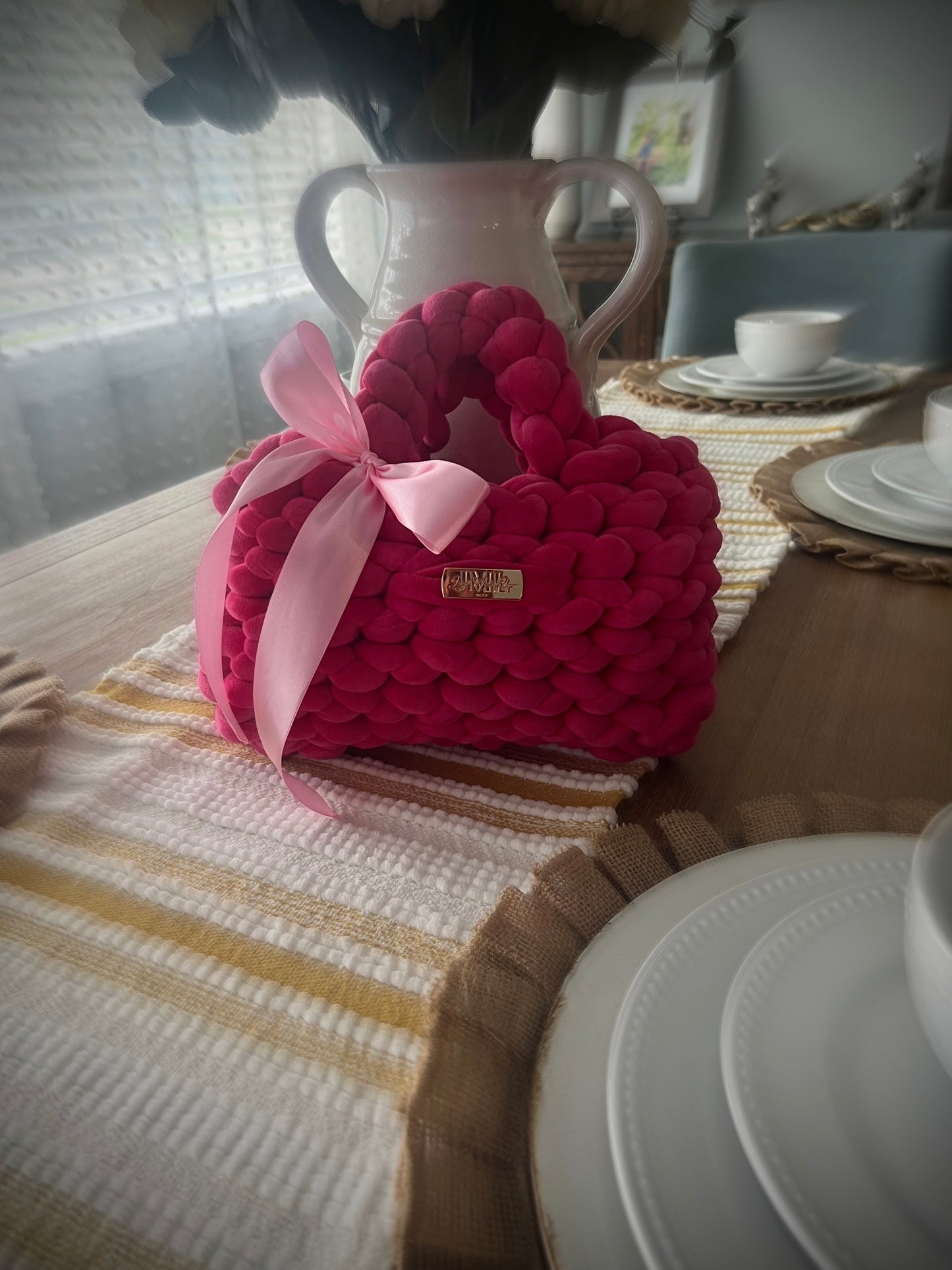 The JML “By my side” bag✨💋